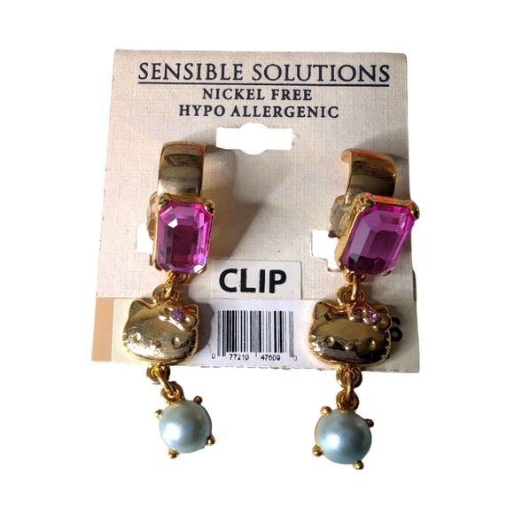 Hello Kitty clip-on earrings - Picture 1 of 1